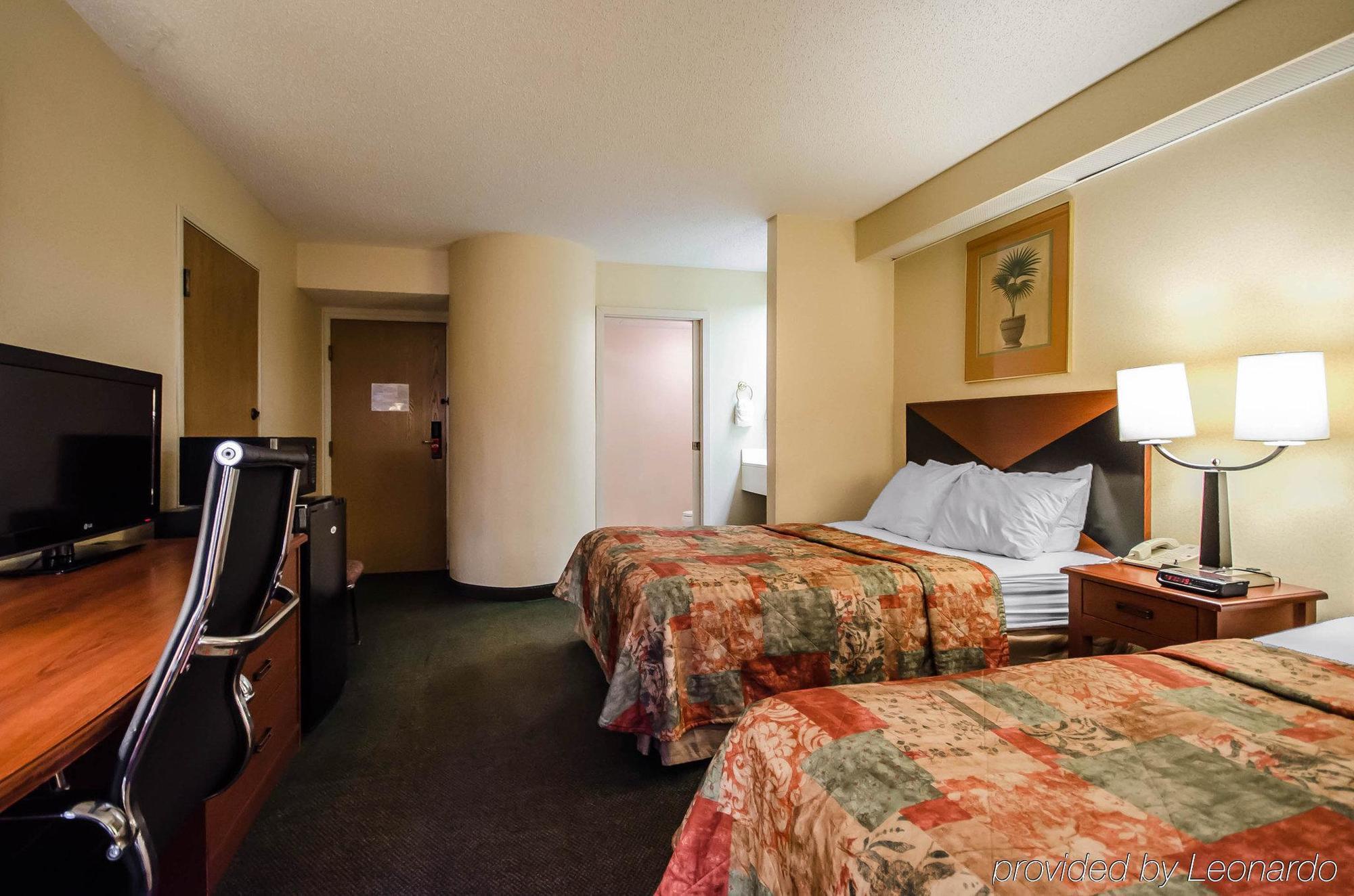 Super 8 By Wyndham Jasper Hotel Екстериор снимка